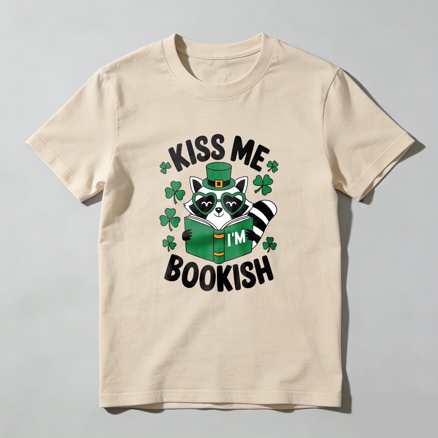 Wardrobecart Kiss Me I'm Bookish Raccoon Reading Unisex Classic T-shirt