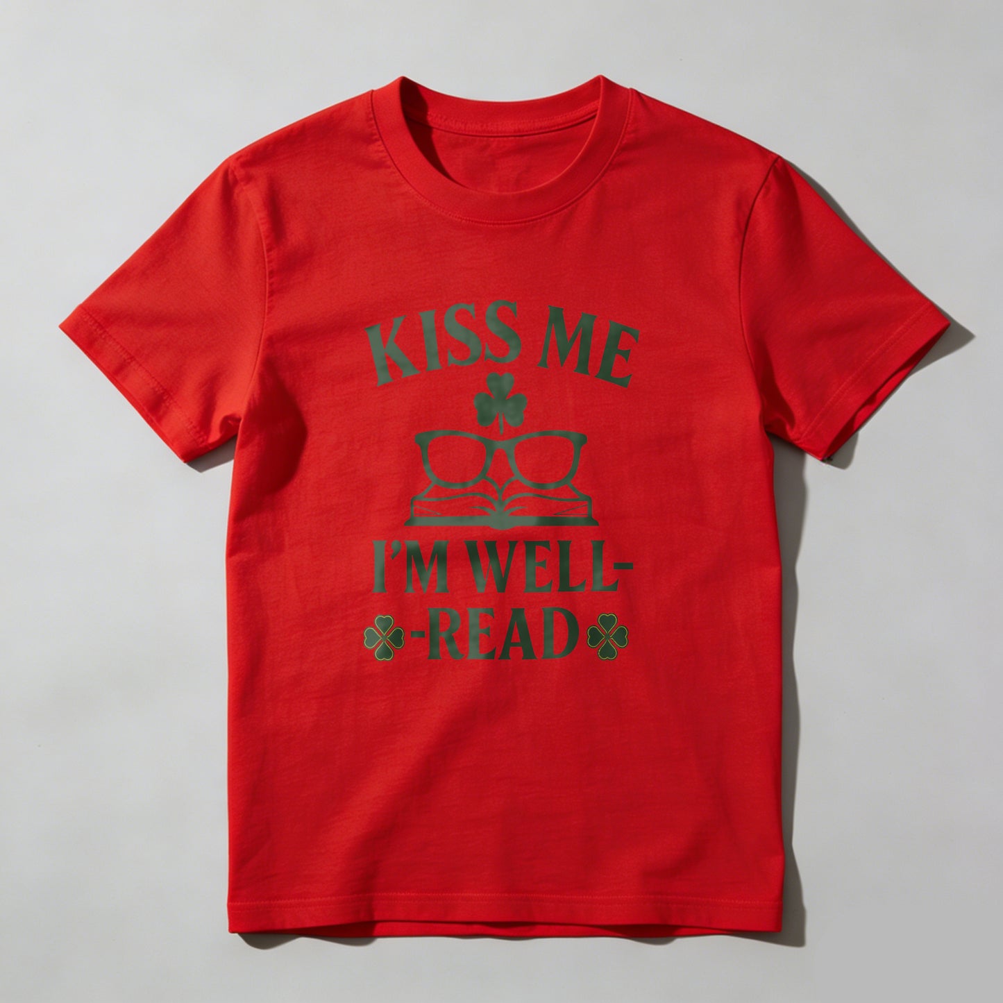 Wardrobecart Kiss Me I'm Well Read Unisex Classic T-shirt
