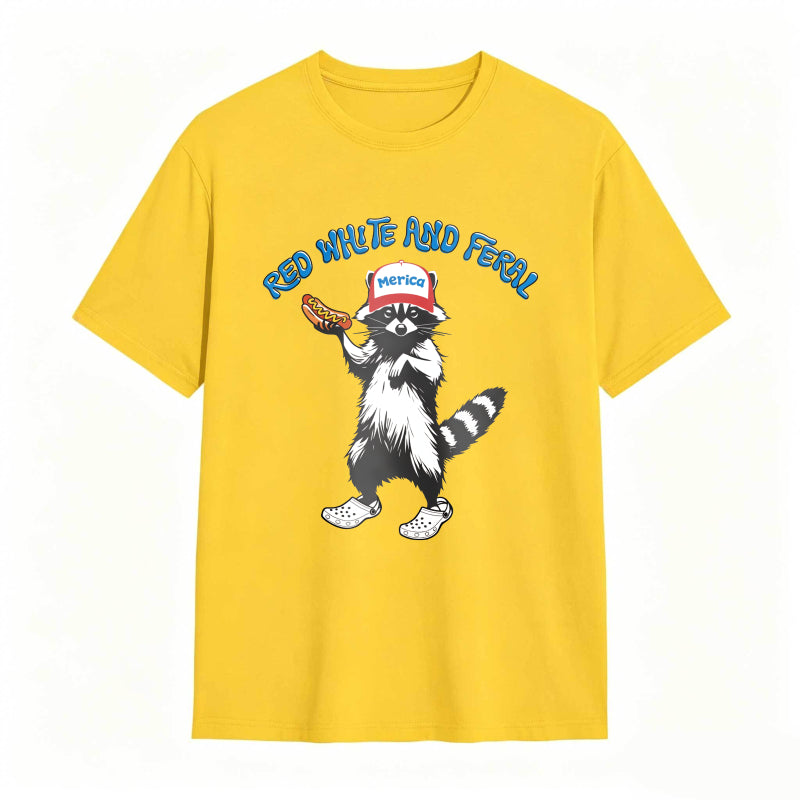 USA Red White Feral Racoon Vintage Hot Dog Party America Patriotic Racoon Tshirt