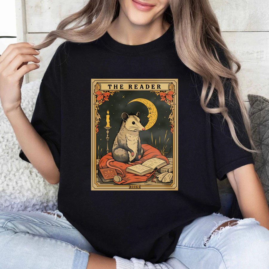 Wardrobecart The Reader Mouse Book Moon Candle Leaves Unisex Classic T-shirt