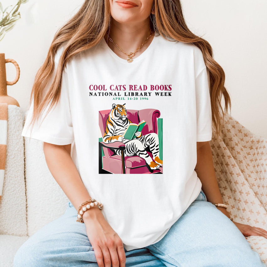 Wardrobecart Tiger Reading Book In Armchair Unisex Classic T-shirt