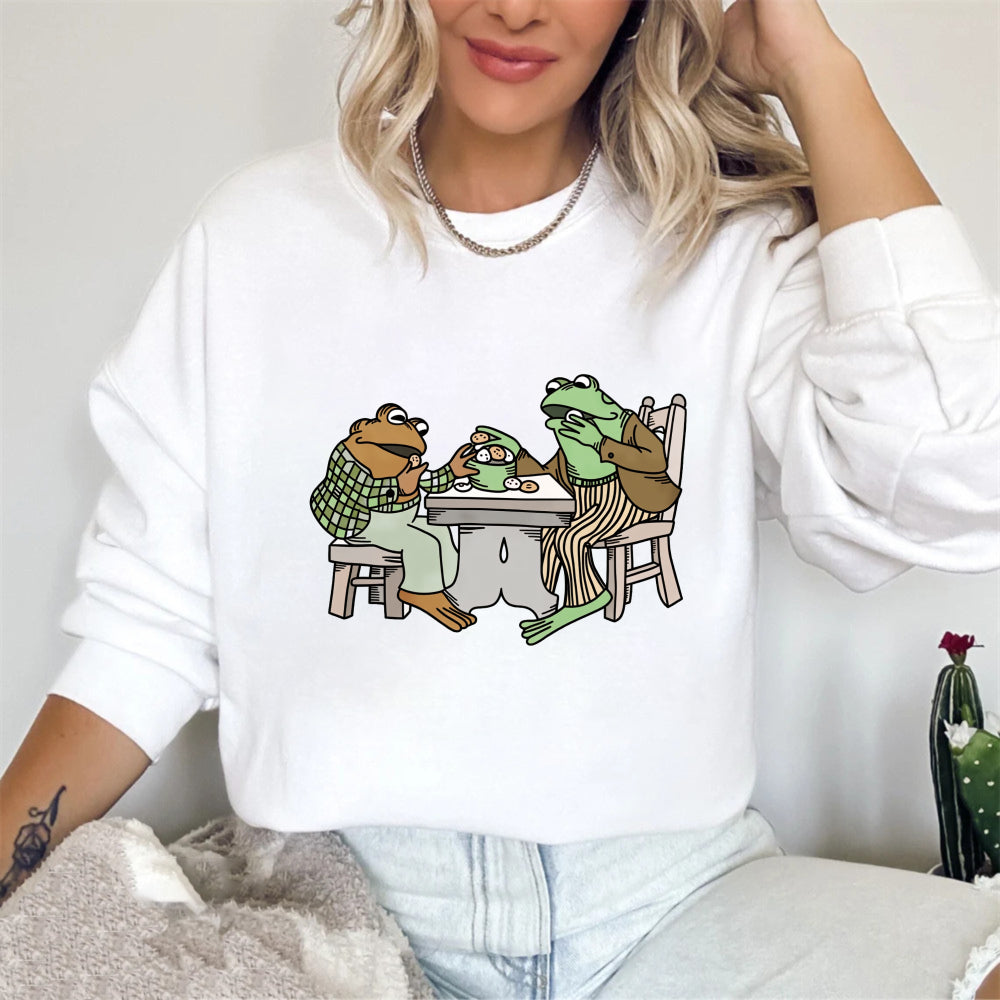 Wardrobecart Frogs Eating Pizza At Table Unisex Classic Sweatshirt